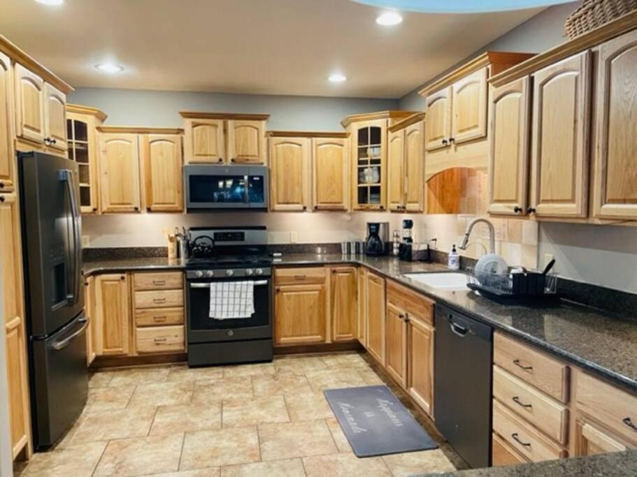 Relaxingrejuvenating 4Br 3 And Half Ba Cabin Munds Park Exterior foto